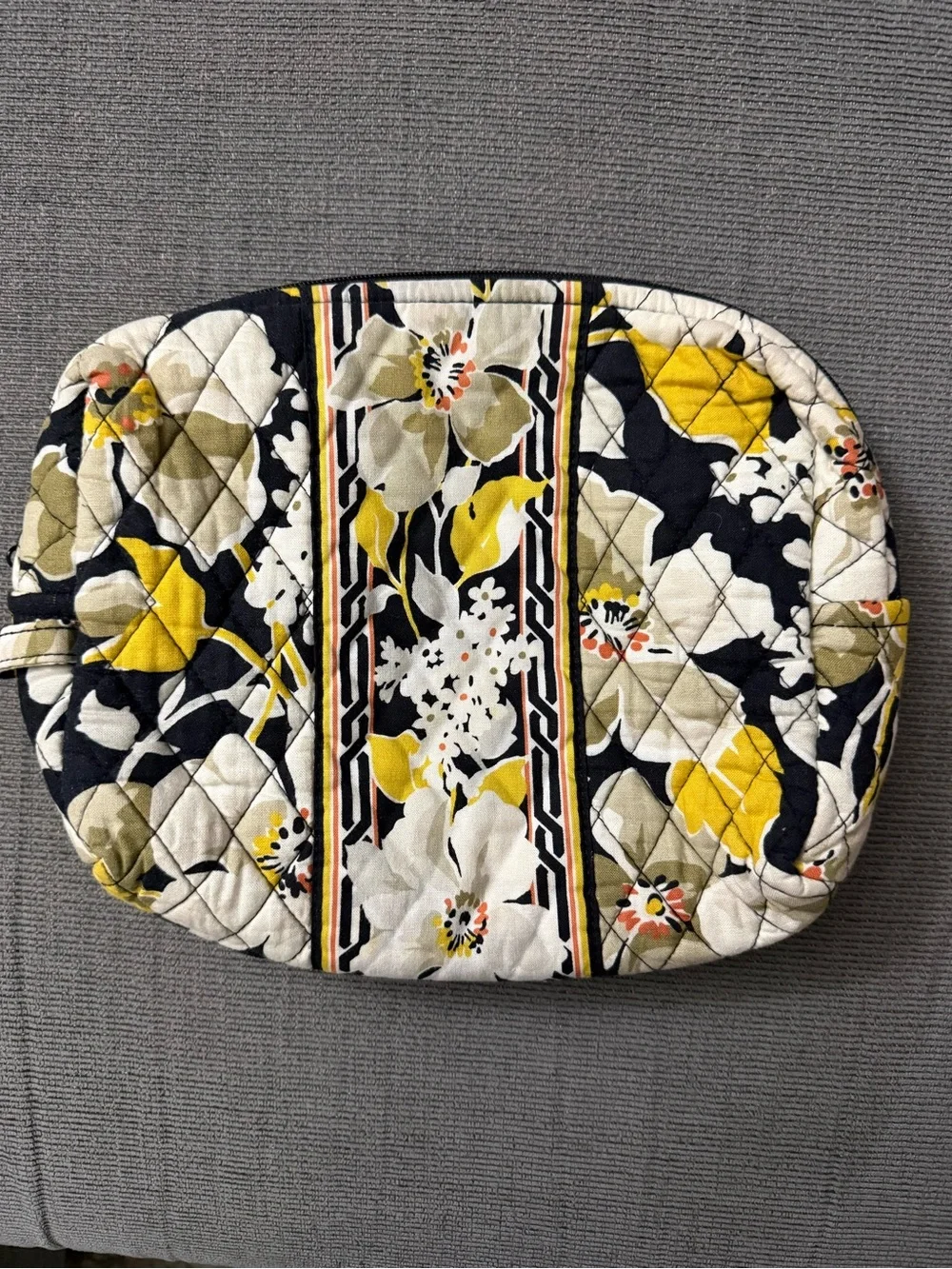 00s Vera Bradley Quilted Floral large Cosmetic Pouch - Yellow, Black & White